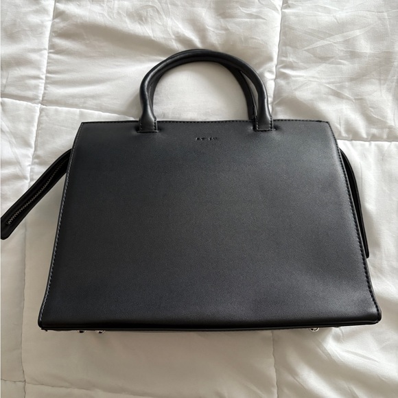 Saint Ivvy Darkness Tote - Picture 3 of 6